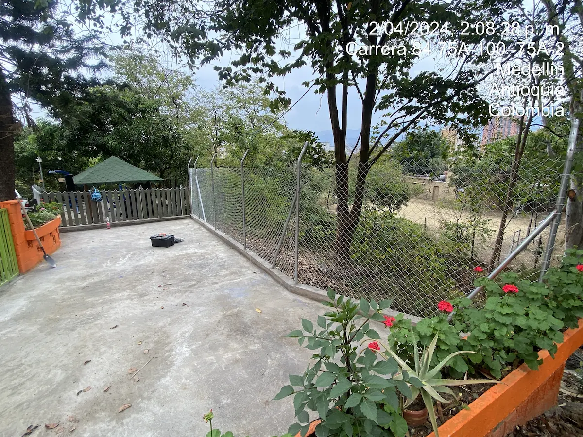 CERRAMIENTO EN MALLA ESLABONADA